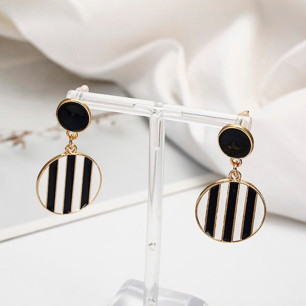 Unquie Design Earrings